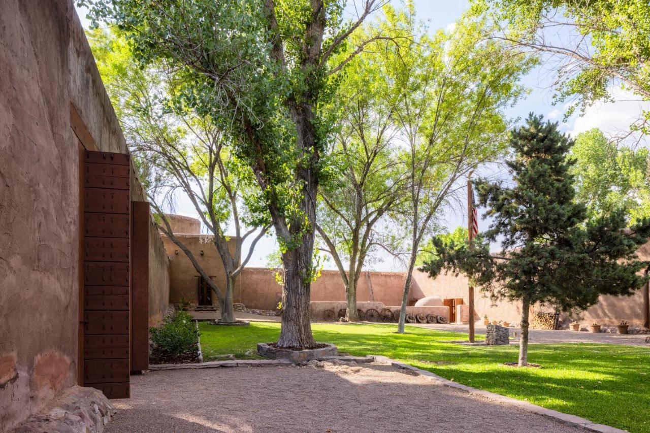 Cibolo Creek Ranch & Resort Marfa Exterior photo