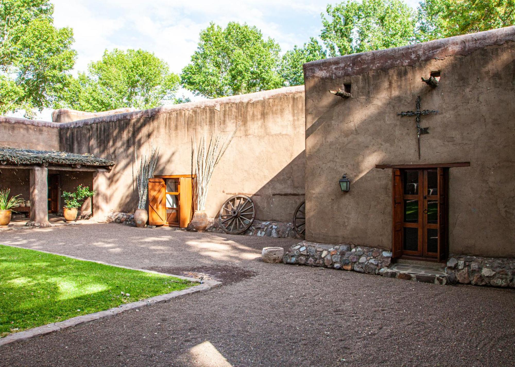 Cibolo Creek Ranch & Resort Marfa Exterior photo